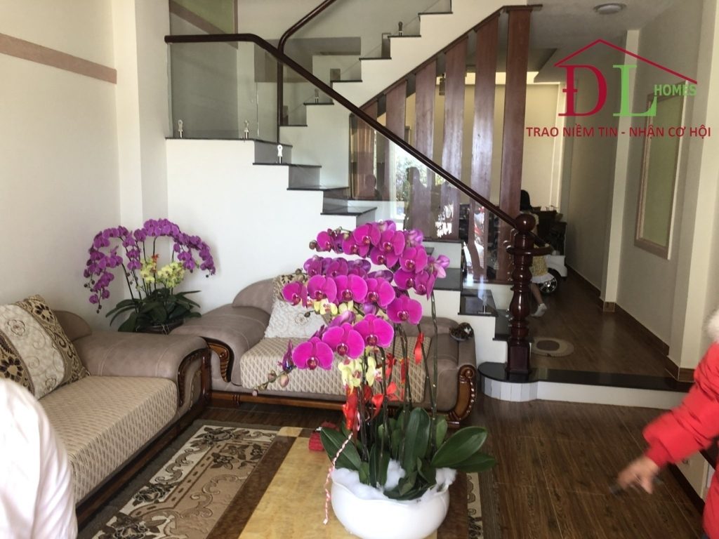 Bán căn nhà KQH Nguyên Tử Lực nhà đẹp đã hoàn công