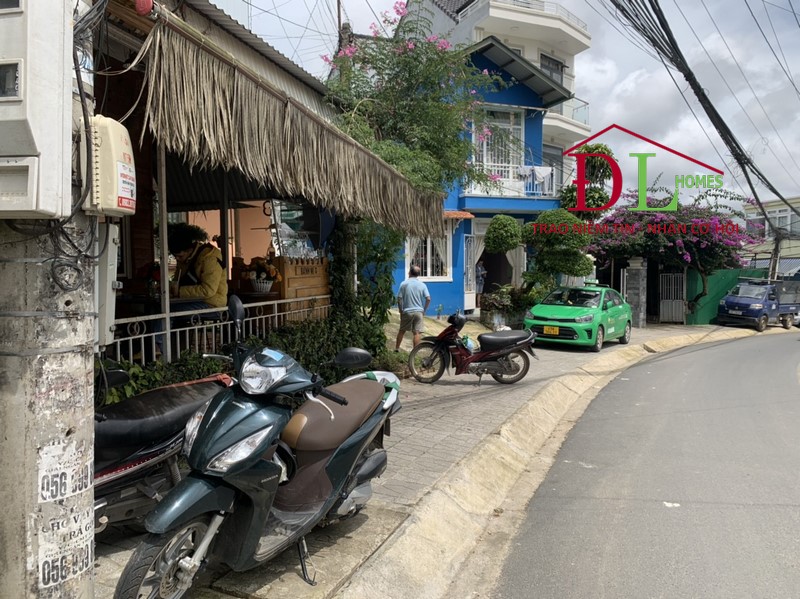 Bán đất hai mặt tiền Nguyễn Trung Trực Đà Lạt 275m2 kinh doanh tốt.