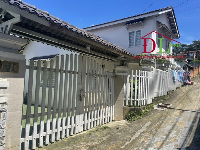 Bán đất tặng nhà Mai Hắc Đế Đà Lạt 67m2