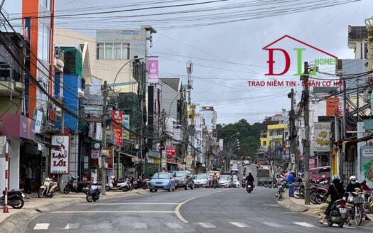 Bán nhà mặt tiền Nguyễn Công Trứ phường 8 Đà Lạt thuận tiện kinh doanh