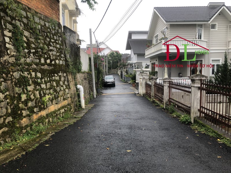 Bán đất hai mặt tiền Quang Trung Đà Lạt 315m2 thích hợp kinh doanh lưu trú