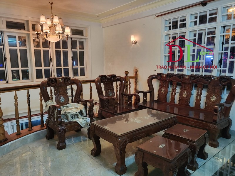 Bán nhà mặt tiền Thông Thiên Học Đà Lạt 109m2 thuận tiện kinh doanh