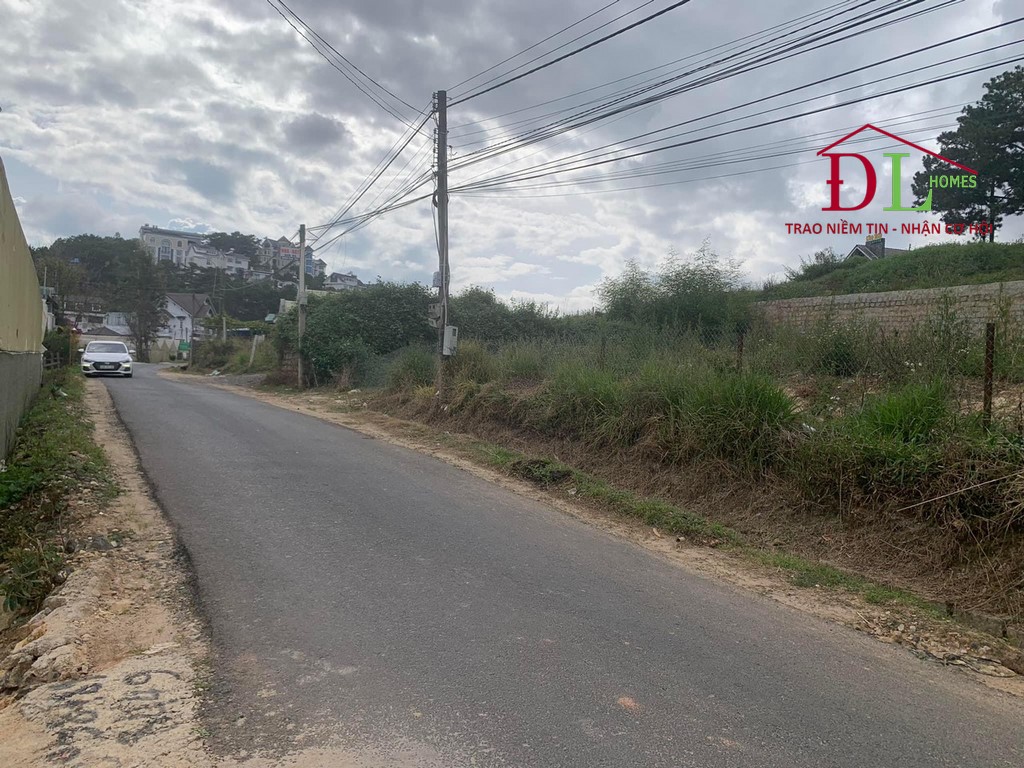 Bán đất mặt tiền Trịnh Hoài Đức Phường 11 Đà Lạt 500m2 thích hợp kinh doanh