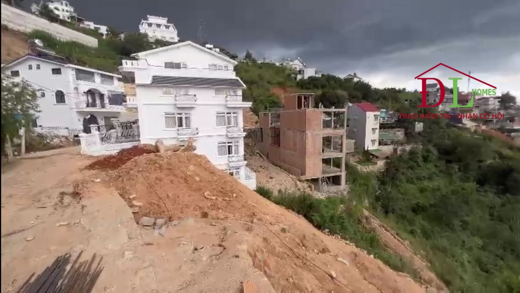 Bán đất xây biệt thự Hoàng Hoa Thám P10 Đà Lạt view thung thũng