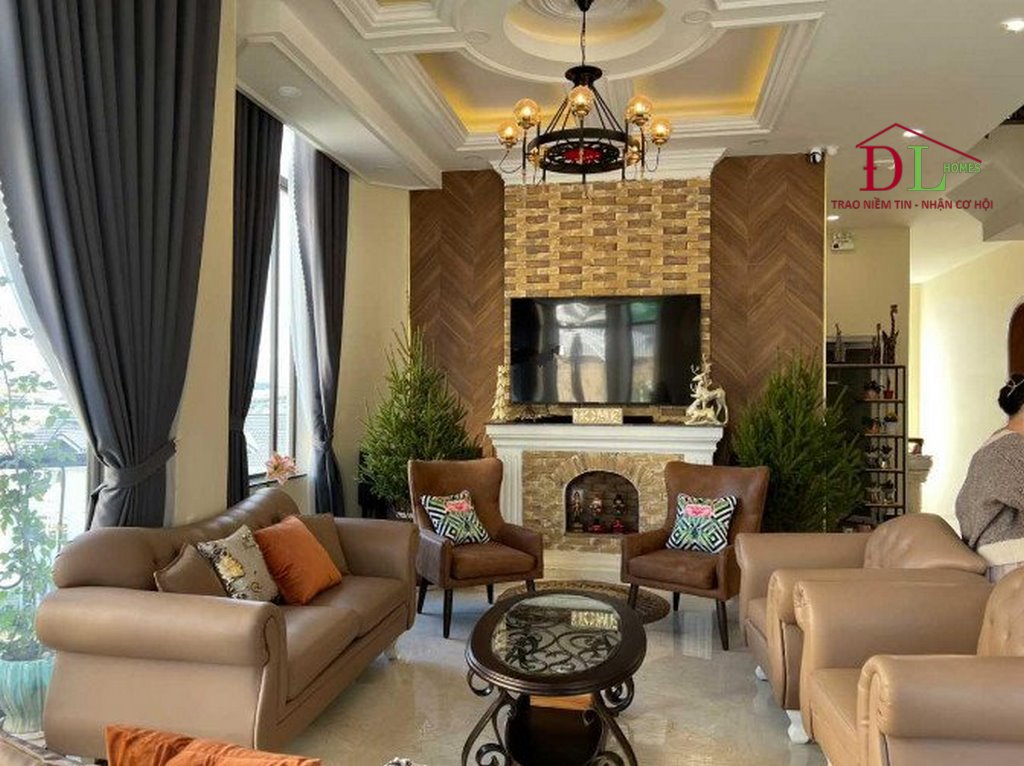 Bán biệt thự 2 mặt tiền hẻm Trịnh Hoài Đức P11 Đà Lạt 356m2