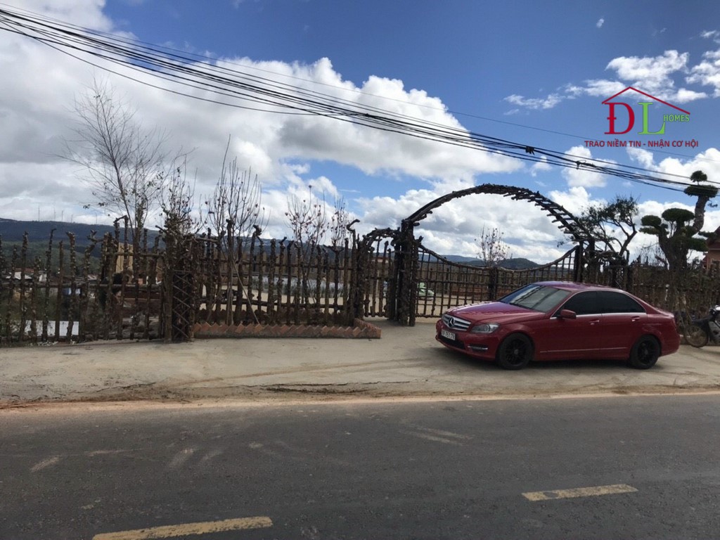 Bán đất mặt tiền QL20 Xuân Thọ Đà Lạt 1688m2 view thung lũng