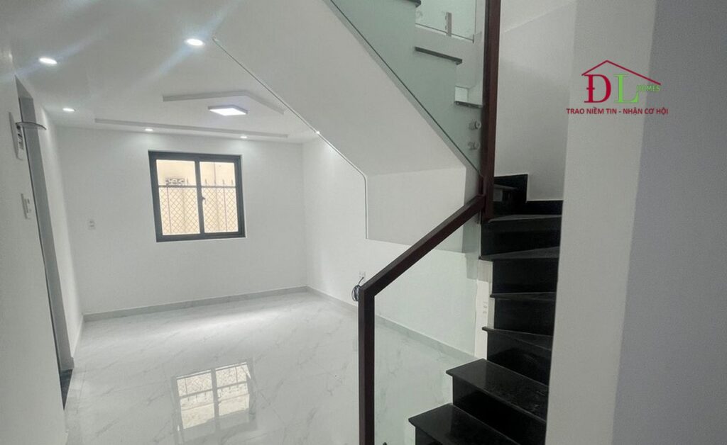 Bán nhà hai mặt hẻm Phan Đình Phùng phường 2 Đà Lạt 72m2