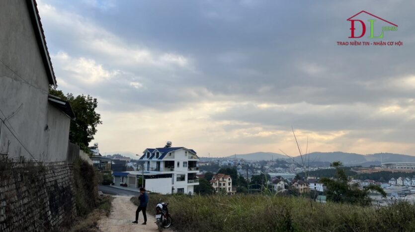 Bán lô đất KQH Đông Tĩnh P8 Đà Lạt 333m2 view thành phố