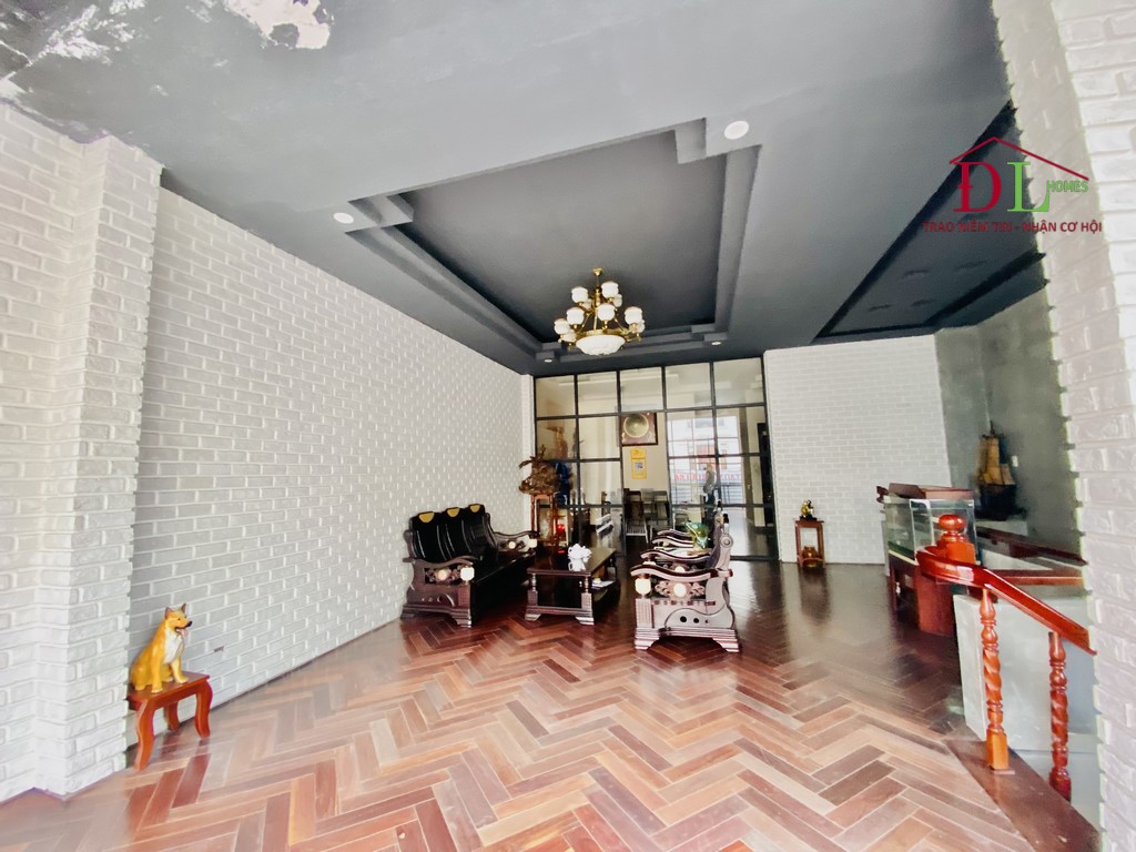 Bán nhà mặt tiền Hà Huy Tập P3 Đà Lạt 122m2 hợp kinh doanh.