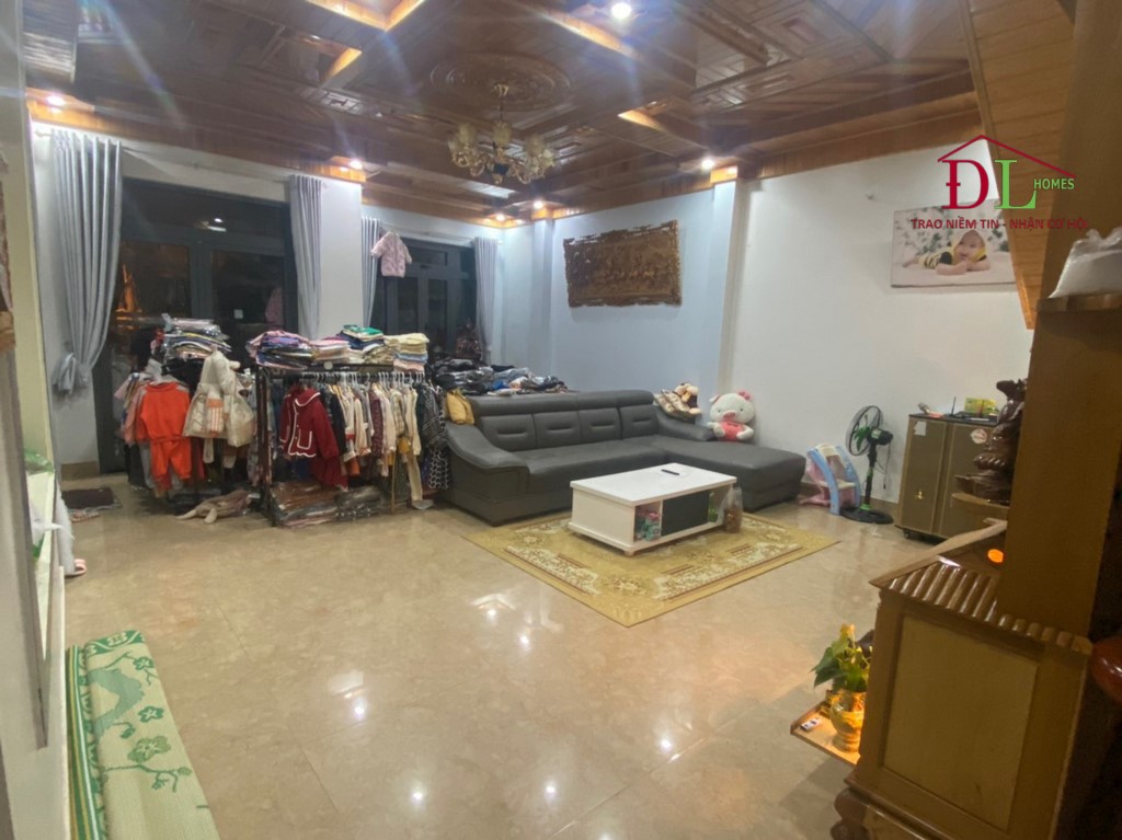 Bán nhà mặt tiền Tố Hữu Lạc Dương Đà Lạt 170m2 an cư