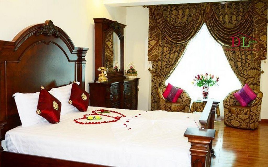 Cho thuê khách sạn 2 mặt tiền Phan Đình Phùng Đà Lạt 700m2