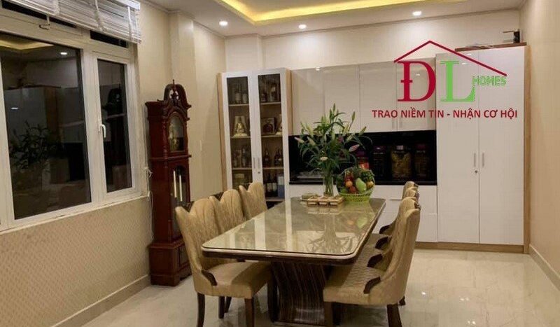 Cho thuê khách sạn mặt tiền Trần Quang Khải P8 Đà Lạt 257m2