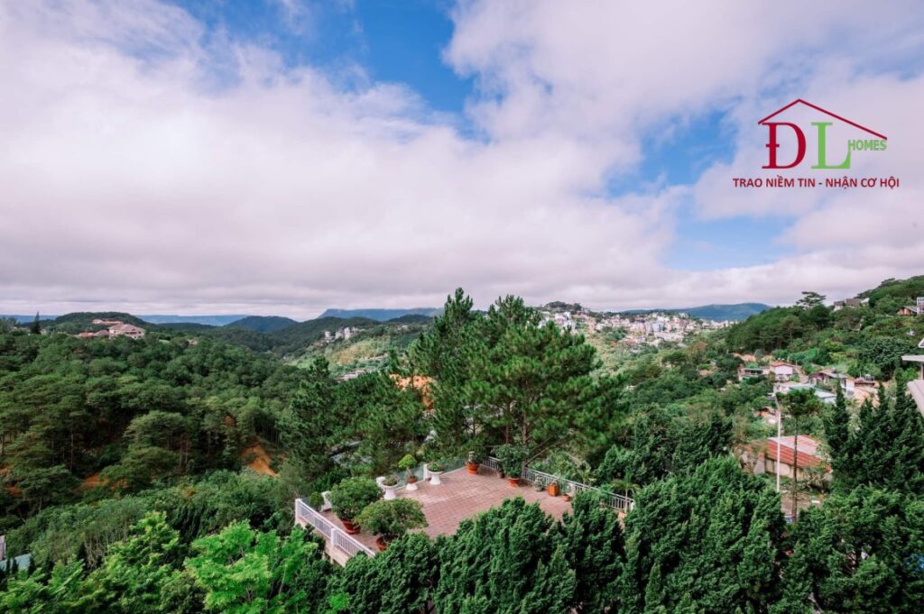Bán đất mặt tiền Lê Văn Tám Đà Lạt 96m2 view đẹp tặng gpxd