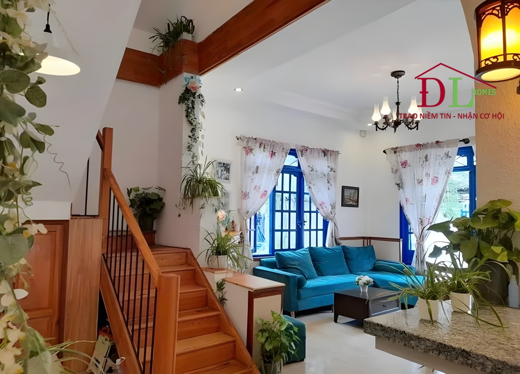 Bán nhà 2 mặt tiền Cô Giang phường 9 Đà Lạt hợp nghĩ dưỡng