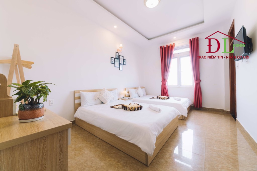 Cho thuê khách sạn mặt tiền Mê Linh P9 Đà Lạt view thành phố