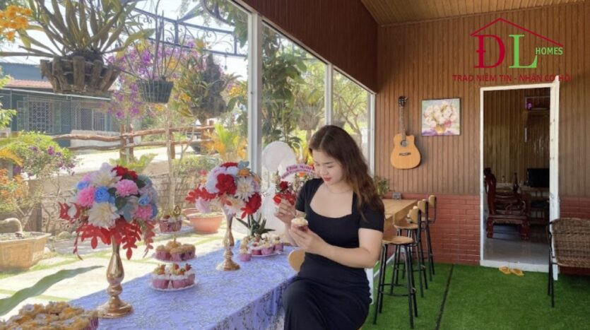 Bán nhà xã Đạ Sar Lạc Dương đang kinh doanh cafe sân vườn