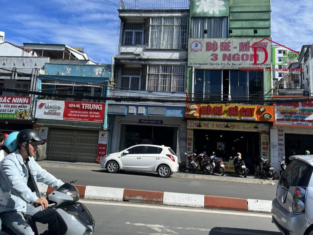Cho thuê nhà mặt tiền Nguyễn Văn Cừ P1 Đà Lạt vị trí đắc địa