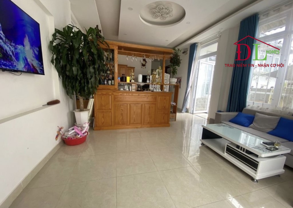 Bán biệt thự đường Vạn Hạnh phường 8 Đà Lạt thích hợp an cư