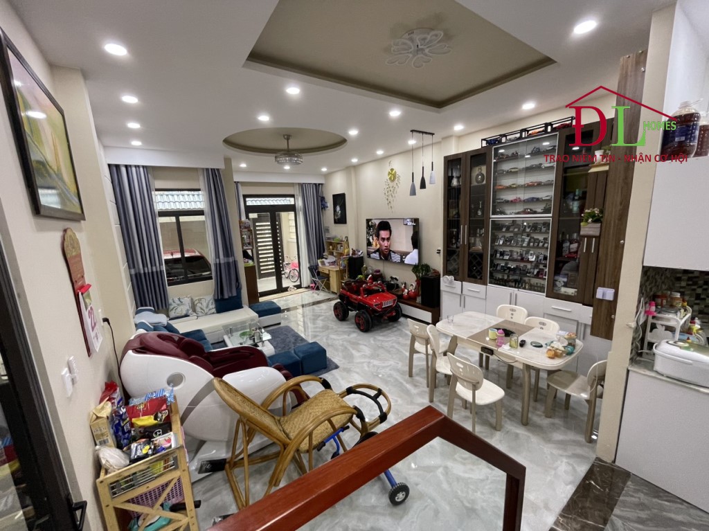 Bán nhà đường Nguyễn Công Trứ phường 8 Đà Lạt hợp an cư