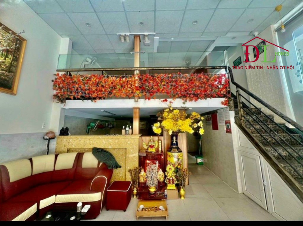 Bán khách sạn đường Bà Triệu Phường 4 Đà Lạt ngay trung tâm