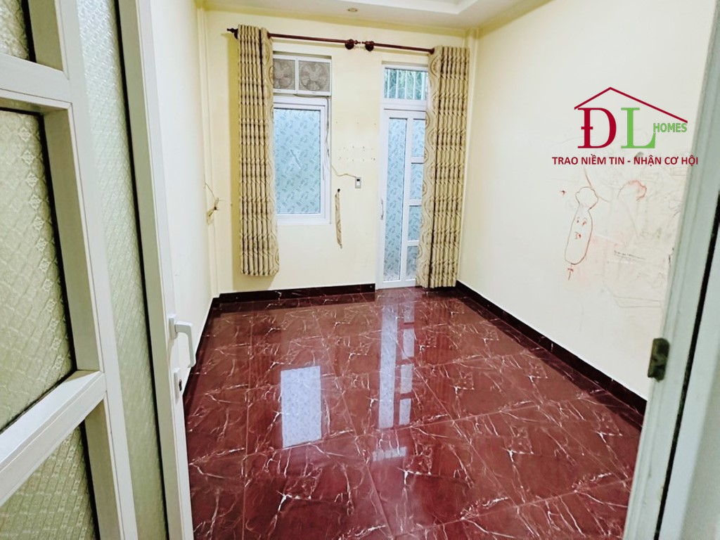 Bán nhà Ngô Thì Sỹ phường 4 Đà Lạt thích hợp an cư lạc nghiệp