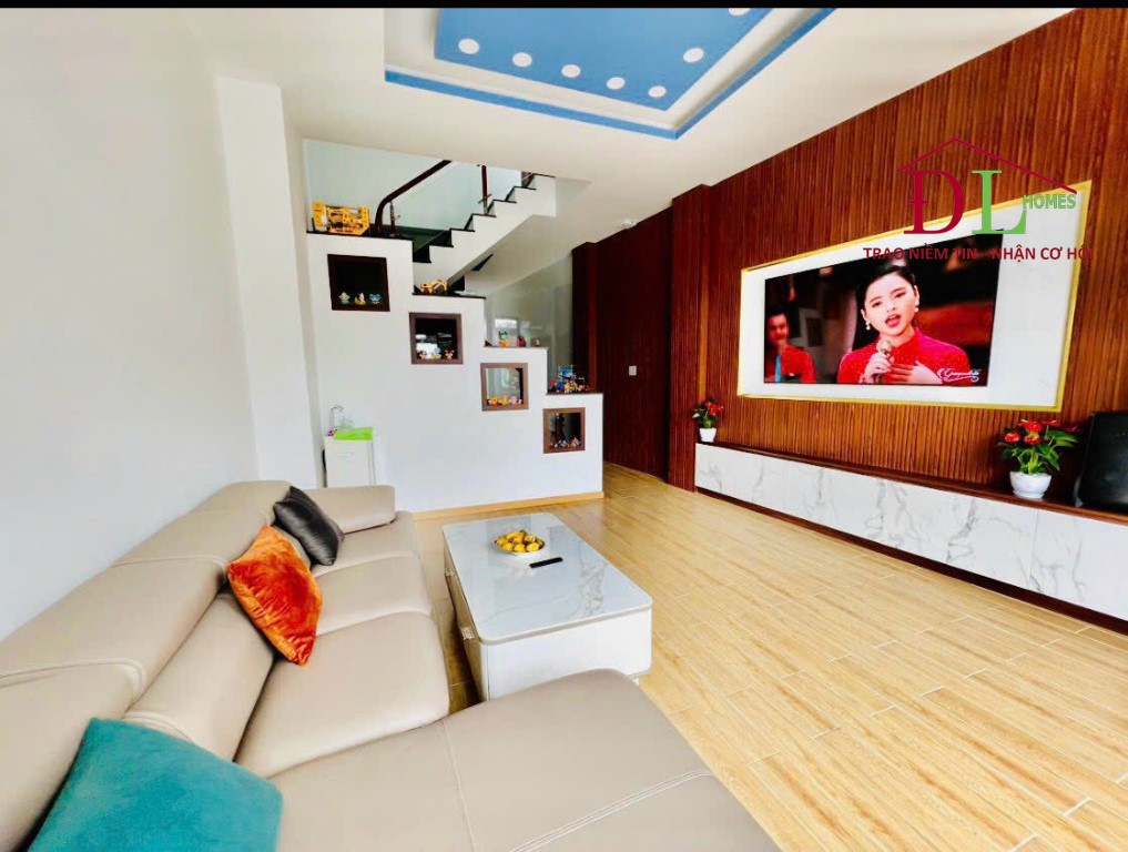 HẠ GIÁ Bán nhà mặt tiền đường Cổ Loa Phường 2 TP Đà Lạt ngay trung tâm