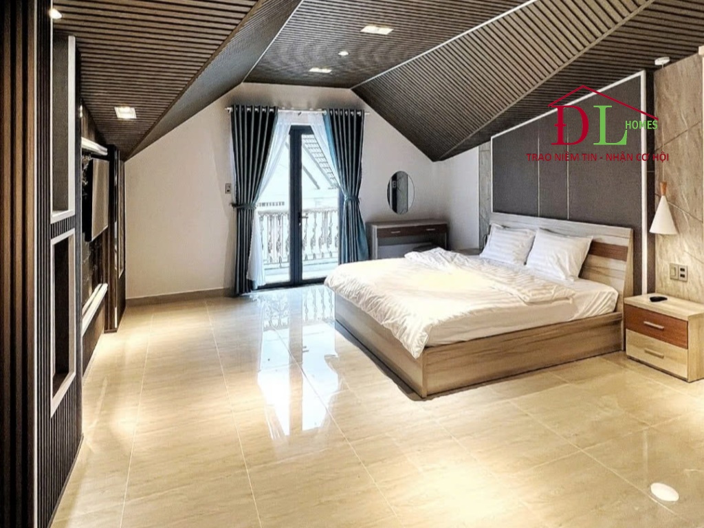 Bán khách sạn Thi Sách Phường 6 Đà Lạt kinh doanh tốt