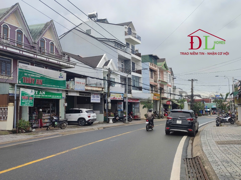 Bán nhà mặt tiền Nguyên Tử Lực P8 Đà Lạt vị trí kinh doanh đắc địa