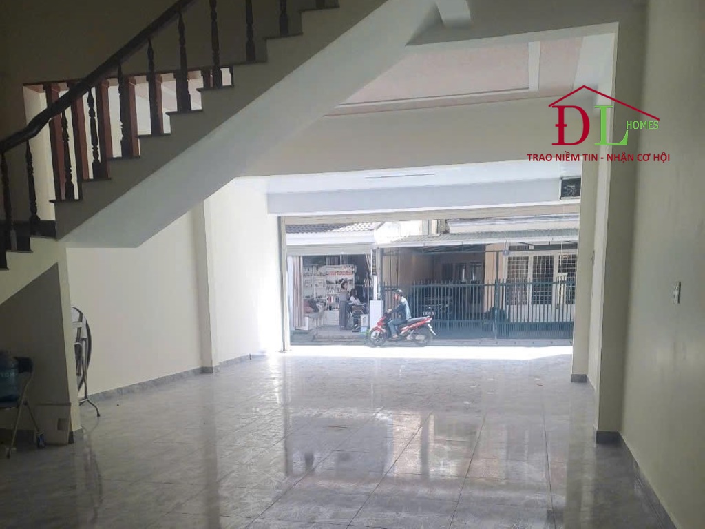 Bán nhà mặt tiền Đồng Tâm Đà Lạt thích hợp kinh doanh lưu trú