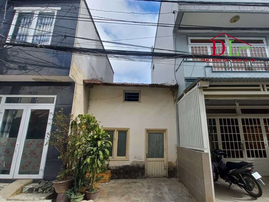 Bán đất tặng nhà cũ Hai Bà Trưng phường 6 Đà Lạt ngay trung tâm