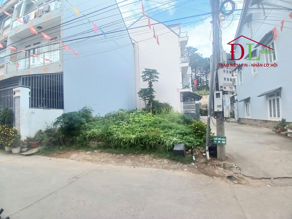 Bán đất 2 mặt tiền khu dân cư Nguyễn Công Trứ, phường 8, Đà Lạt – ngay trung tâm, kinh doanh tốt