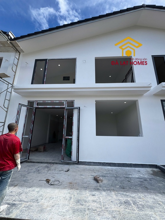 Bán nhà gần chợ, trường học Xô Viết Nghệ Tĩnh, Đà Lạt