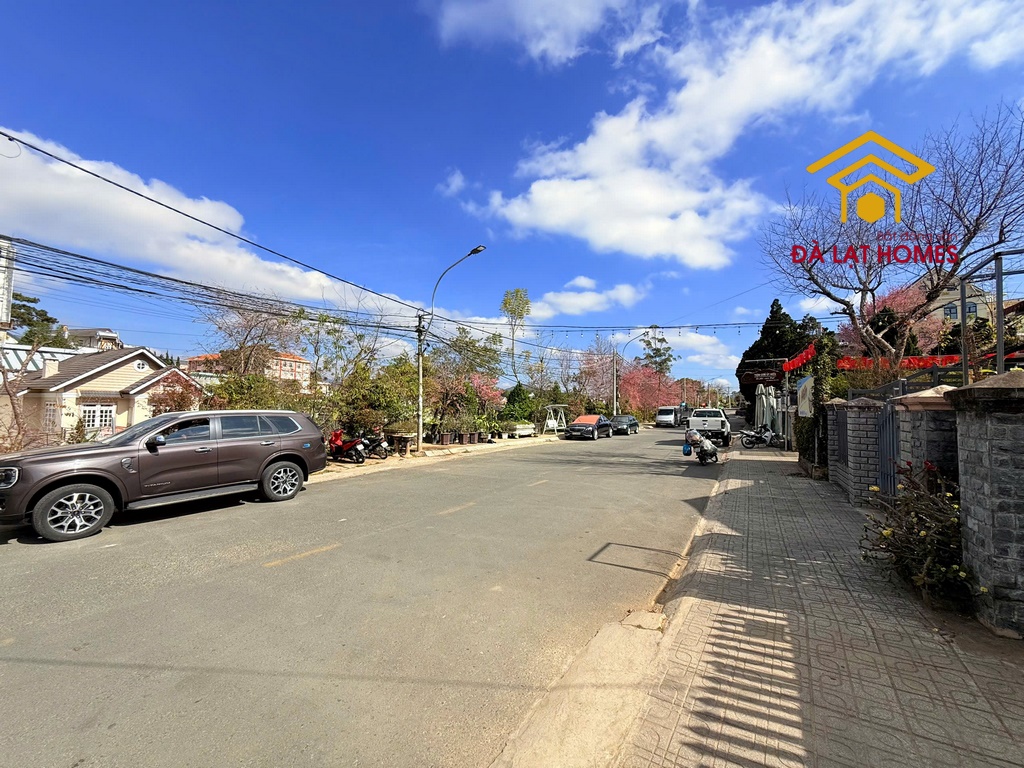 Bán đất Trần Quý Cáp trung tâm Đà Lạt, view thoáng, thích hợp an cư, kinh doanh khách sạn