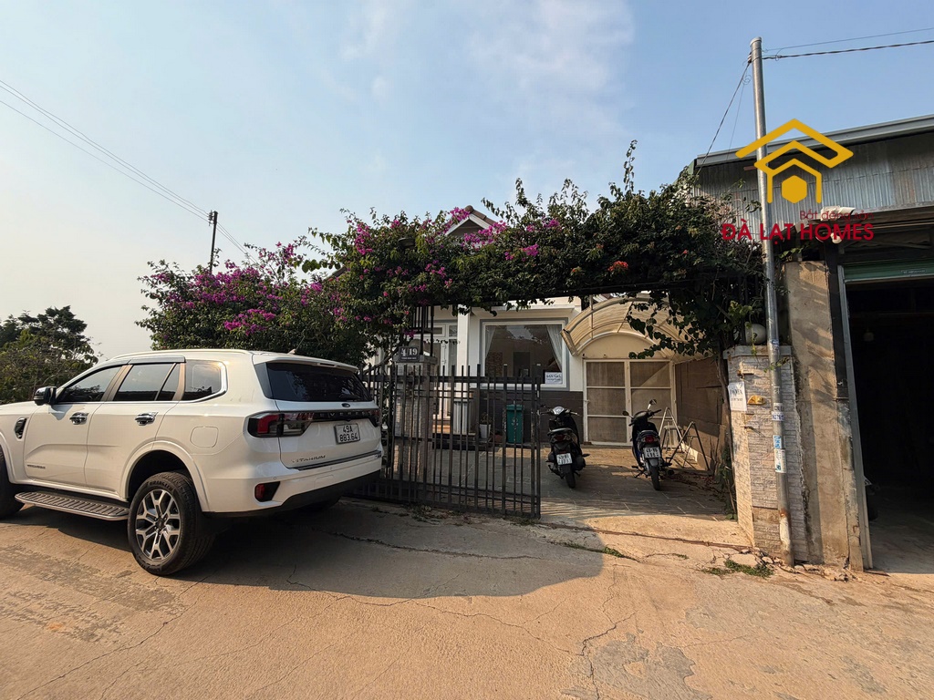 Bán villa Trịnh Hoài Đức Đà Lạt, view thung lũng thích hợp an cư, kinh doanh nghỉ dưỡng