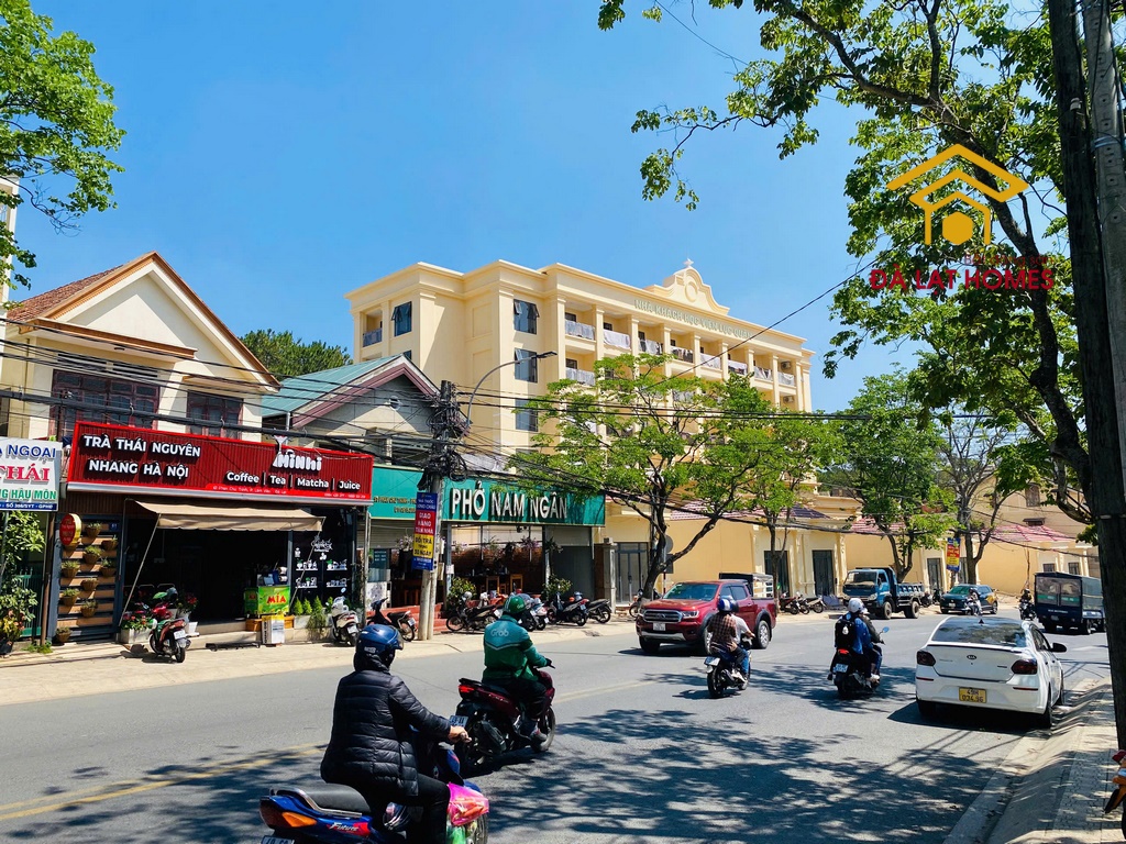 Bán đất 2 mặt tiền Phan Chu Trinh Đà Lạt ngang 16m DT thực tế 310m²