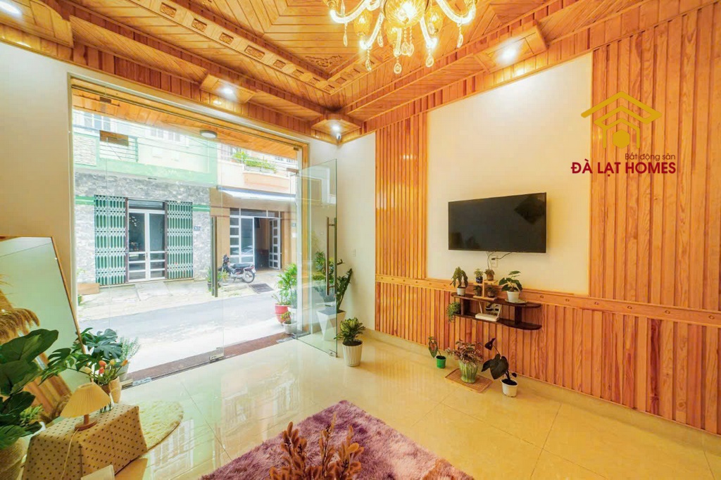 Bán homestay mặt tiền KQH Mạc Đĩnh Chi Đà Lạt, view thoáng kinh doanh ổn định